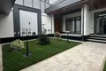 Uy 5 xonalar 630 m² Toshkentda