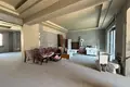 Uy 6 xonalar 550 m² Toshkentda
