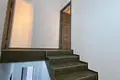 Uy 10 xonalar 200 m² Toshkentda