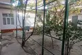 Uy 10 xonalar 4 m² Toshkentda