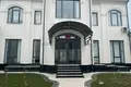 Uy 10 xonalar 800 m² Toshkentda, Oʻzbekiston