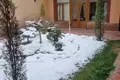 Uy 6 xonalar 300 m² Toshkentda