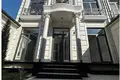 Uy 8 xonalar 300 m² Toshkentda