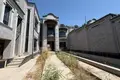Uy 6 xonalar 550 m² Toshkentda