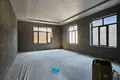 Uy 8 xonalar 500 m² Toshkentda