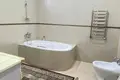 Uy 5 xonalar 430 m² Toshkentda