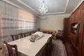 Uy 4 xonalar 350 m² Toshkentda
