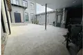 Uy 7 xonalar 300 m² Toshkentda