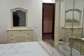 Сдается трехкомнатная квартира метро БИЙ 
