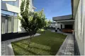 Uy 10 xonalar 860 m² Toshkentda
