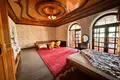 Uy 10 xonalar 630 m² Toshkentda