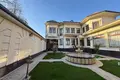Особняк 11 комнат 1 000 м² Ташкент, Узбекистан