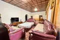 Uy 10 xonalar 630 m² Toshkentda