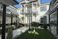 Uy 7 xonalar 700 m² Toshkentda