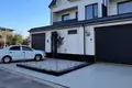 Uy 6 xonalar 300 m² Toshkentda