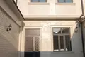 Дом 4 комнаты  Ташкент, Узбекистан