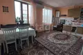 Kvartira 4 xonalar 105 m² Samarqandda