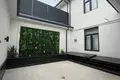 Uy 6 xonalar 300 m² Toshkentda