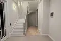 Uy 5 xonalar 400 m² Toshkentda