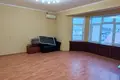 Uy 12 xonalar 650 m² Toshkentda, Oʻzbekiston