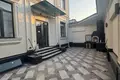 Uy 6 xonalar 350 m² Toshkentda