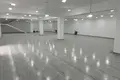 Сдается коммерческое помещение площадью 300 кв.м вдоль главной дороги, первая линия, район Мирабад