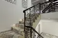 Kottej 5 xonalar 400 m² Toshkentda