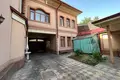 Kottej 6 xonalar 360 m² Toshkentda