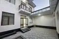Uy 6 xonalar 200 m² Toshkentda