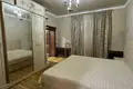 Uy 9 xonalar 610 m² Toshkentda