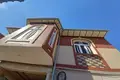Uy 11 xonalar 380 m² Toshkentda