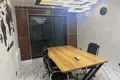 Shahar markazida OFIS IJARAGA BERILADI.