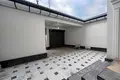 Uy 5 xonalar 250 m² Toshkentda