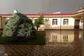 Uy 7 xonalar 300 m² Toshkentda, Oʻzbekiston