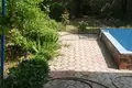 Дом  Уртасарай, Узбекистан