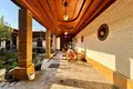 Uy 10 xonalar 630 m² Toshkentda