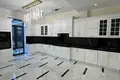 Uy 7 xonalar 700 m² Toshkentda