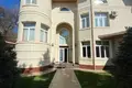 Uy 7 xonalar 560 m² Toshkentda, O‘zbekiston