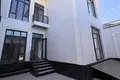 Uy 7 xonalar 280 m² Toshkentda