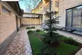 Uy 11 xonalar 450 m² Toshkentda