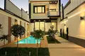 Uy 6 xonalar 430 m² Toshkentda