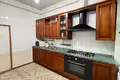 Uy 8 xonalar 200 m² Toshkentda