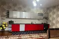 Uy 7 xonalar 250 m² Toshkentda, Oʻzbekiston