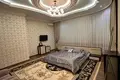 Uy 8 xonalar 360 m² in Konimex tumani