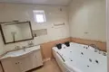 Uy 5 xonalar 6 m² Toshkentda, Oʻzbekiston