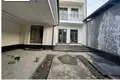 Дом 8 комнат 240 м² Ташкент, Узбекистан