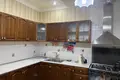 Uy 8 xonalar 600 m² Toshkentda