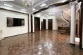Uy 9 xonalar 500 m² Toshkentda