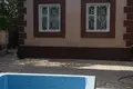 Дом  Уртасарай, Узбекистан