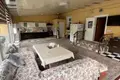 Uy 8 xonalar 300 m² Toshkentda